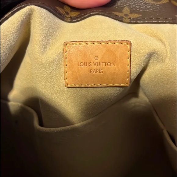 Louis Vuitton Artsy MM Monogram - Picture 3 of 10